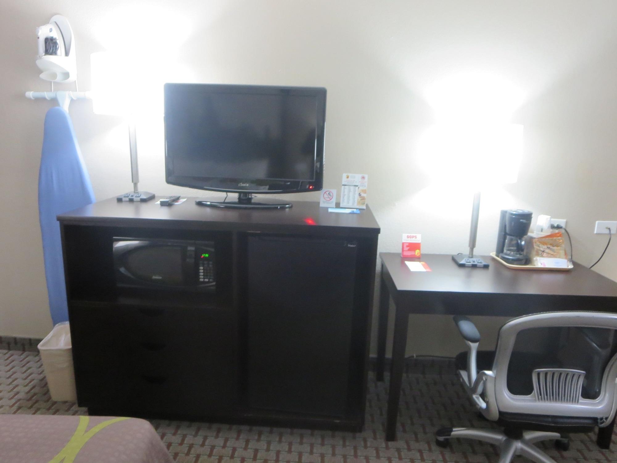 Super 8 By Wyndham Mundelein/libertyville Area 2* Mundelein