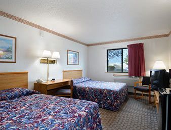 Hotel Super 8 By Wyndham Mundelein/libertyville Area Mundelein