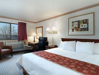 Super 8 By Wyndham Mundelein/libertyville Area Hotel Mundelein