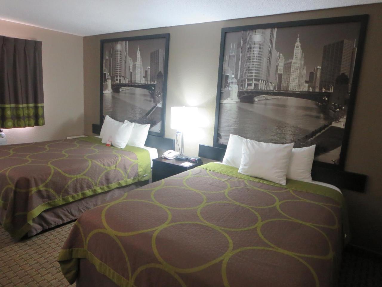 Super 8 By Wyndham Mundelein/libertyville Area 2* Mundelein